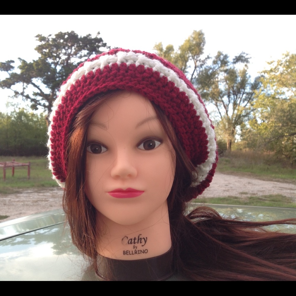 Crochet slouchy beanie NWOT/SOLD